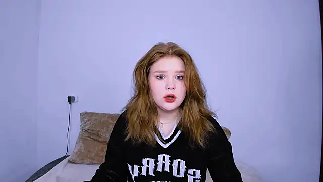 Snapshot of LaseyMoon chatting on 01.09.26 LaseyMoon online show from 01.09.26