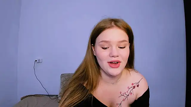 Snapshot of LaseyMoon chatting on 01.14.26 LaseyMoon online show from 01.14.26