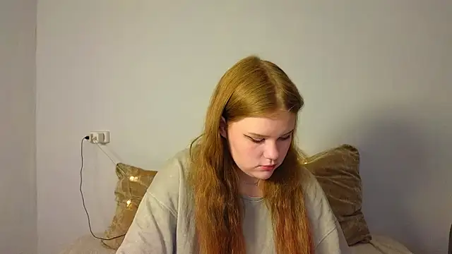 Snapshot of LaseyMoon chatting on 02.06.26 LaseyMoon online show from 02.06.26