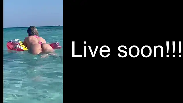 Snapshot of _Allie_ chatting on 10.20.25 Allie online show from 10.20.25