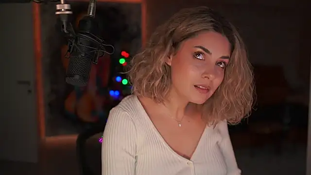  Allie  online show from 12.14.25