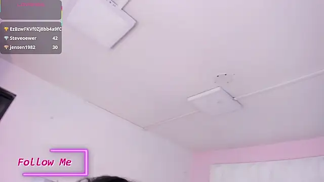 Snapshot of Valeriagomez_ chatting on 11.26.25 Valeriagomez online show from 11.26.25