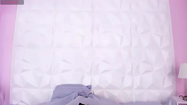 Snapshot of Valeriagomez_ chatting on 11.27.25 Valeriagomez online show from 11.27.25