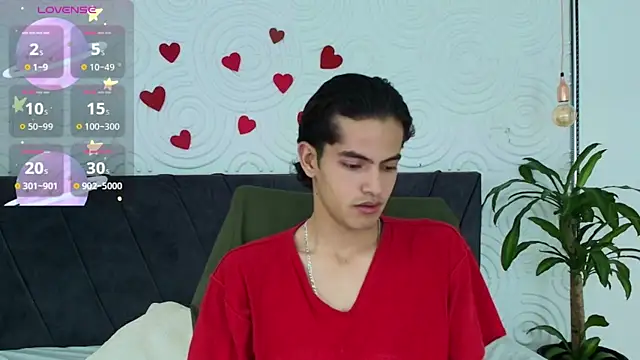 Snapshot of Maximoherrera_16 chatting on 05.06.26 Maximoherrera 16 online show from 05.06.26