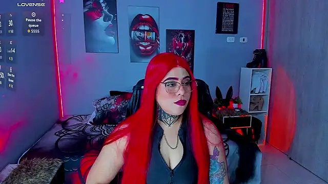 Snapshot of Veronika_metal chatting on 09.19.25 Veronika metal online show from 09.19.25