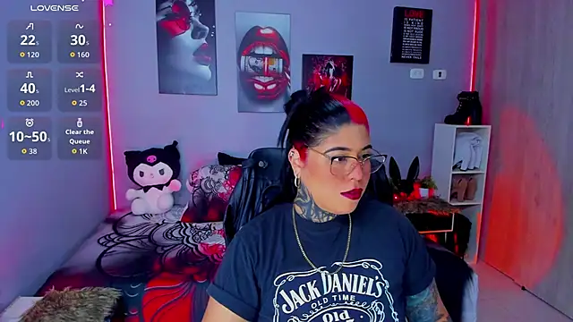 Snapshot of Veronika_metal chatting on 10.02.25 Veronika metal online show from 10.02.25