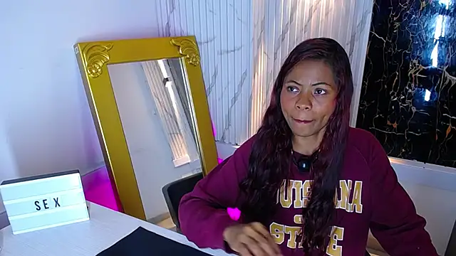 Snapshot of Agata_Grubisic chatting on 03.09.25 Agata Grubisic online show from 03.09.25