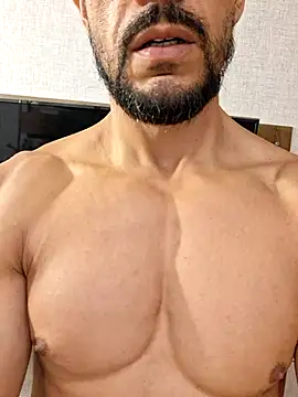 Snapshot of juniortche1313 chatting on 02.25.26 juniortche1313 online show from 02.25.26