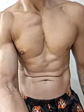 Snapshot of juniortche1313 chatting on 03.06.26 juniortche1313 online show from 03.06.26