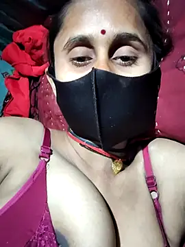 Snapshot of Divya_Chandok chatting on 02.11.26 Divya Chandok online show from 02.11.26