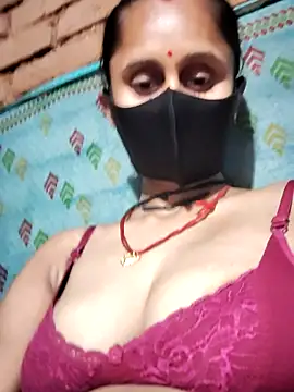 Snapshot of Divya_Chandok chatting on 02.22.26 Divya Chandok online show from 02.22.26