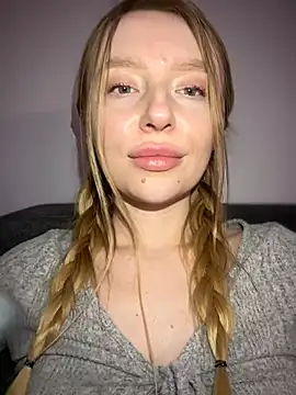 EvaBrooklyn online show from 03.11.25