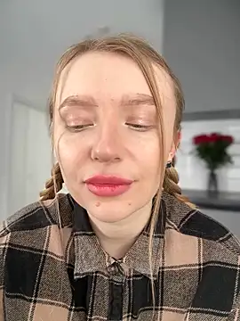 EvaBrooklyn online show from 03.12.25