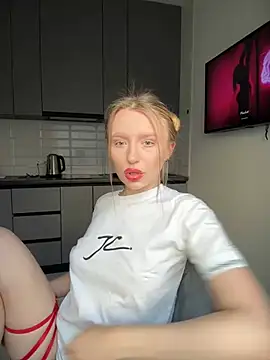 EvaBrooklyn online show from 03.22.25