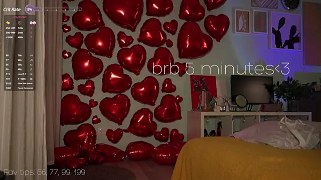 Moni Carroll online show from 03.05.25