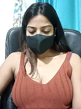 Snapshot of CRAZY__BITE chatting on 10.12.25 CRAZY BITE online show from 10.12.25