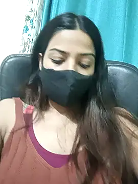 Snapshot of CRAZY__BITE chatting on 12.17.25 CRAZY BITE online show from 12.17.25