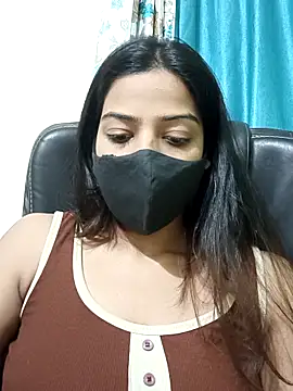 Snapshot of CRAZY__BITE chatting on 02.18.26 CRAZY BITE online show from 02.18.26