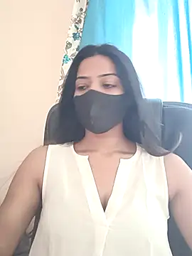 Snapshot of CRAZY__BITE chatting on 02.22.26 CRAZY BITE online show from 02.22.26