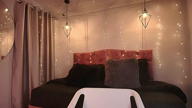 miaoconell online show from 11.12.25