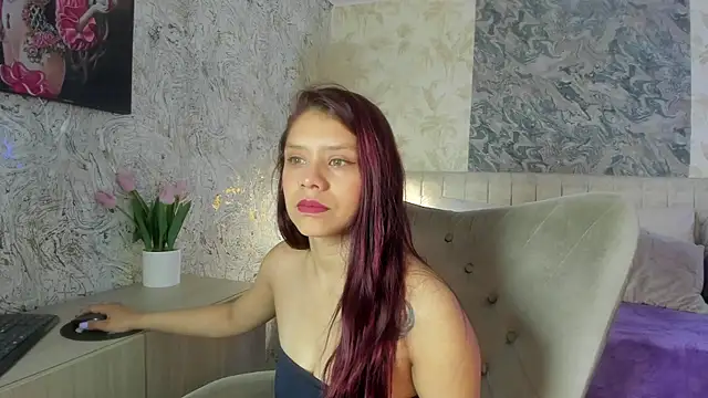 Snapshot of Arianaa_collins chatting on 11.05.25 Arianaa collins online show from 11.05.25