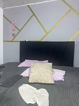 angellicaa  online show from 03.04.25