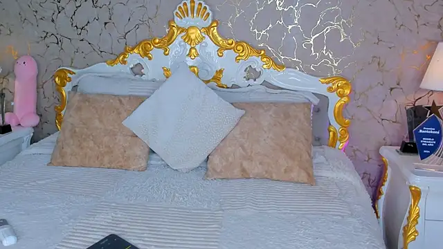 ScarlettWallace online show from 03.14.25