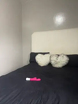 PrincessTamara online show from 10.20.25