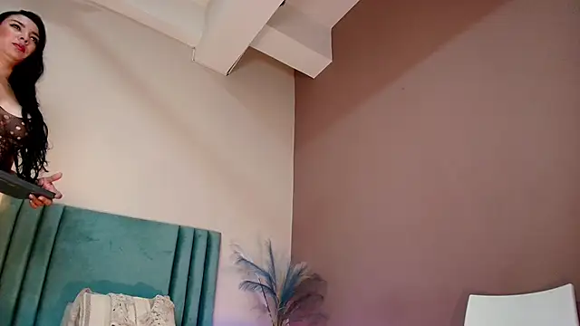 SeleneLujan online show from 11.04.25