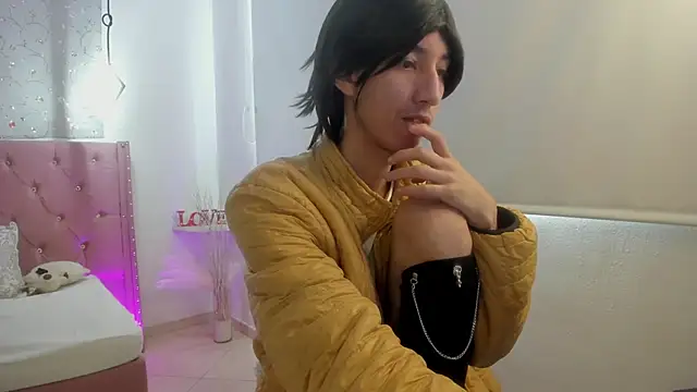 Snapshot of loverisu-coral chatting on 03.02.26 loverisu-coral online show from 03.02.26