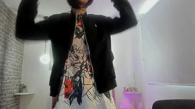 Snapshot of loverisu-coral chatting on 03.06.26 loverisu-coral online show from 03.06.26