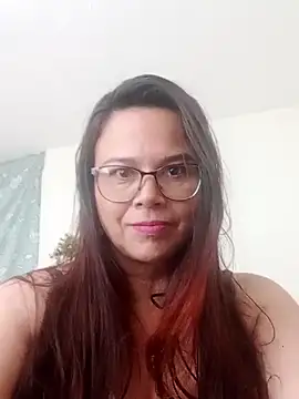 Snapshot of Novata chatting on 03.19.25 Novata online show from 03.19.25