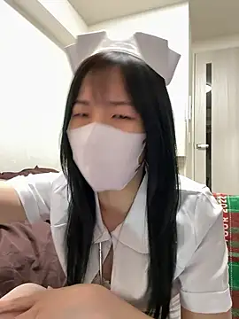 Snapshot of daiyo_kai_Gutara chatting on 05.11.26 daiyo kai Gutara online show from 05.11.26