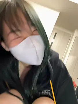 Snapshot of daiyo_kai_Gutara chatting on 06.12.26 daiyo kai Gutara online show from 06.12.26