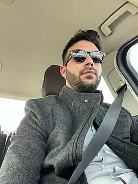 YJeromZCoxk online show from 03.22.25