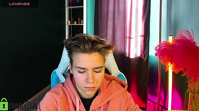 Jean Wilsons online show from 03.21.25