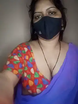 Snapshot of Bagi-Sexy chatting on 12.20.25 Bagi-Sexy online show from 12.20.25