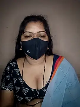 Snapshot of Bagi-Sexy chatting on 12.21.25 Bagi-Sexy online show from 12.21.25