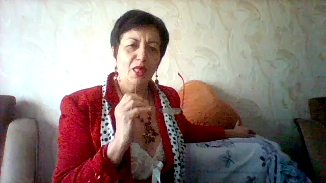 Snapshot of Lota5821 chatting on 03.05.25 Lota5821 online show from 03.05.25