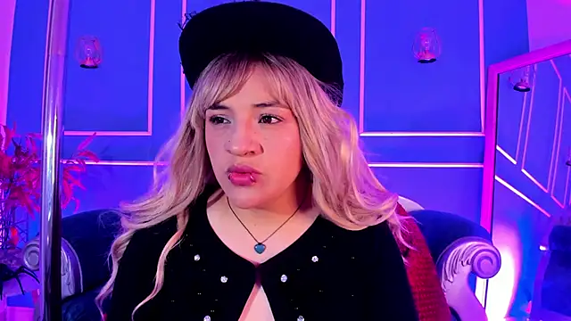 TaraTaylorr online show from 01.07.26