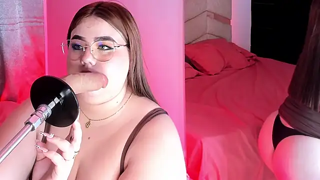 MadissonLee   online show from 04.21.26