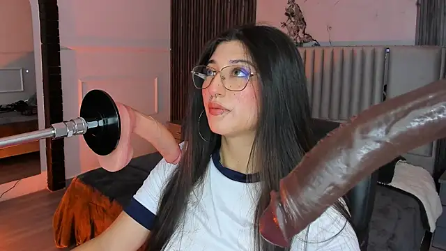 Gabrielakassi online show from 10.13.25