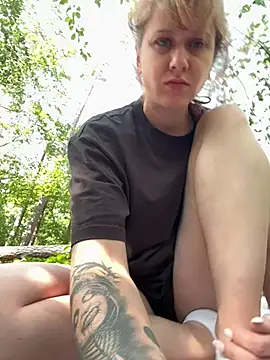 Snapshot of SweetSeraphine chatting on 07.26.26 SweetSeraphine online show from 07.26.26