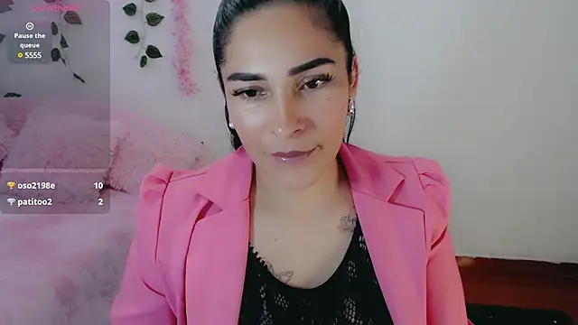 Snapshot of luna_lgomez_ chatting on 03.12.25 luna lgomez online show from 03.12.25