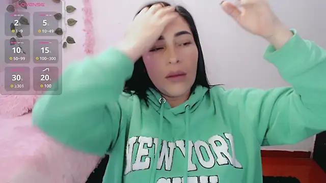 Snapshot of luna_lgomez_ chatting on 03.13.25 luna lgomez online show from 03.13.25