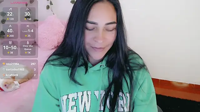 Snapshot of luna_lgomez_ chatting on 03.13.25 luna lgomez online show from 03.13.25