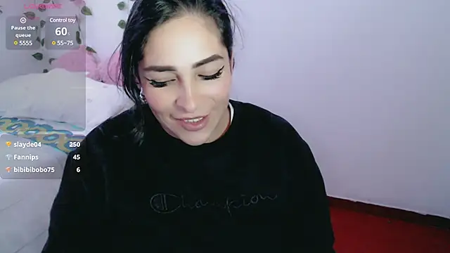 Snapshot of luna_lgomez_ chatting on 03.21.25 luna lgomez online show from 03.21.25