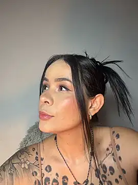 Snapshot of HotAlana_ chatting on 03.10.26 HotAlana online show from 03.10.26