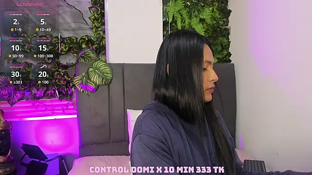 Snapshot of Fernanda_liie_ chatting on 10.29.25 Fernanda liie online show from 10.29.25