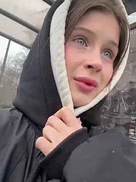 melicious  online show from 03.03.25